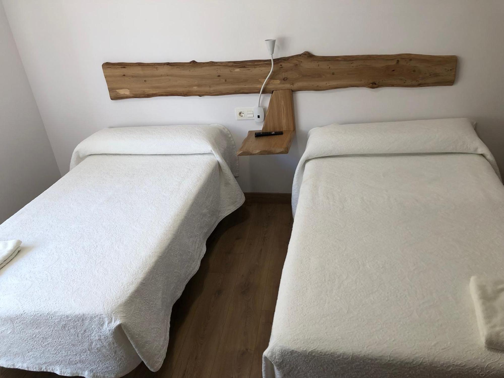 Twin Room Private Bathroom